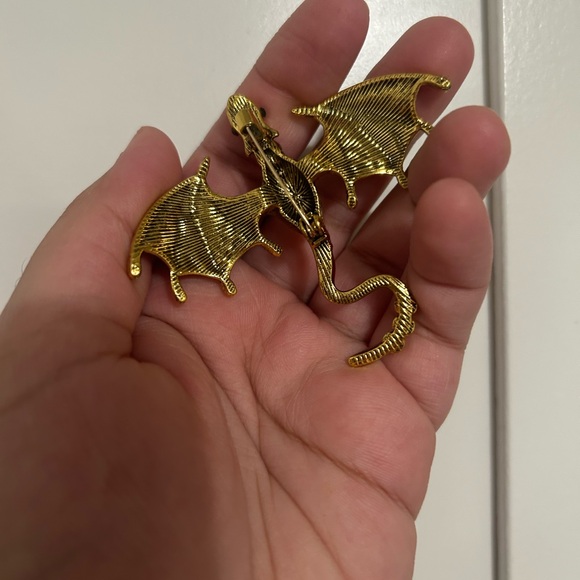 Gold and Red Dragon Brooch - Picture 4 of 6